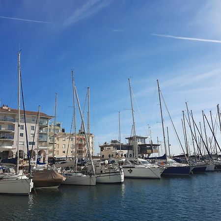Coeur Marina Climatise Terrasse Parking Lejlighed Fréjus Eksteriør billede