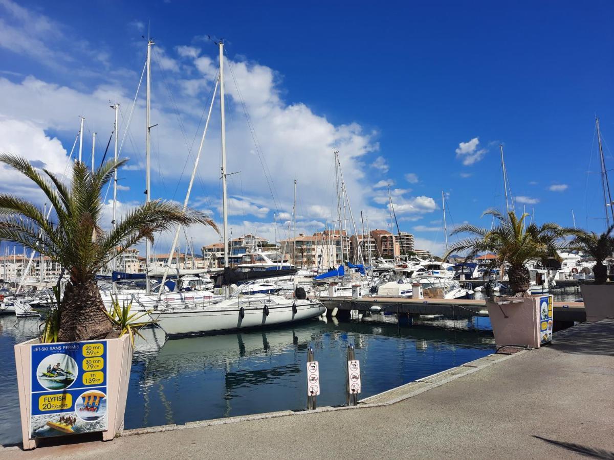 Coeur Marina Climatise Terrasse Parking Lejlighed Fréjus Eksteriør billede